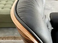 Eames lounge chair met ottoman in palissander en echt zwart leer, palissander / zwart - afbeelding 11 van  13