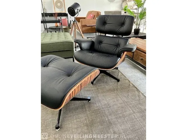 Eames lounge chair met ottoman in palissander en echt zwart leer replica, palissander / zwart - afbeelding 6 van  13
