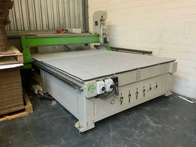 Eas - versatil 3000 fe - cnc snij-freesmachine - afbeelding 2 van  15