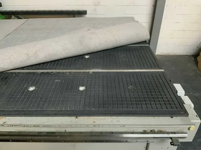 Eas - versatil 3000 fe - cnc snij-freesmachine - afbeelding 7 van  15