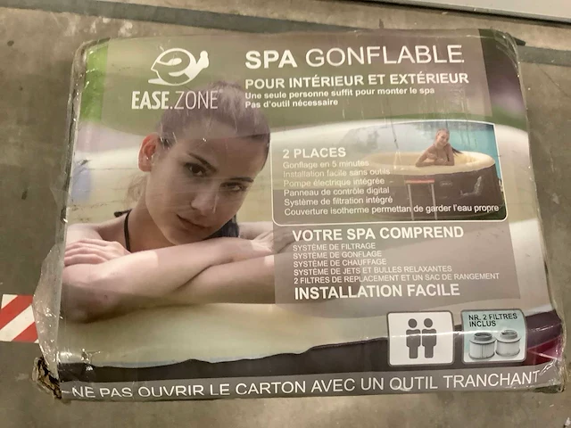 Ease zone - pool spa - afbeelding 2 van  3