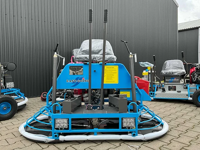 Easy-going - 2024 - rt30-a - ride on power trowel / dubbele vlindermachine - 2024 - afbeelding 25 van  27