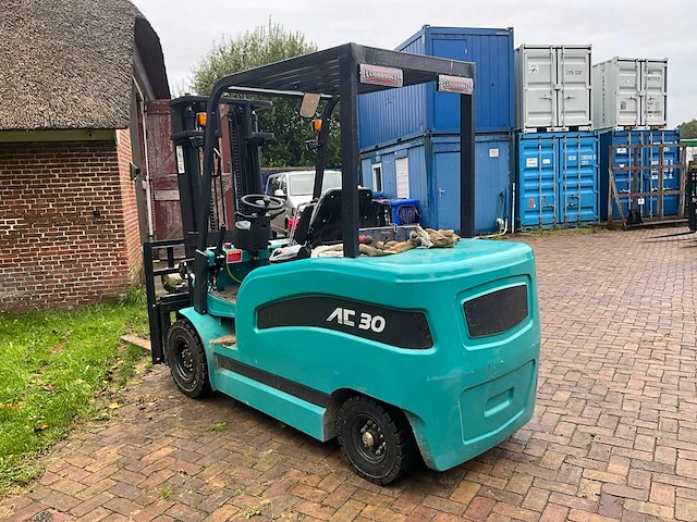 Easy-going - 3 ton - cpd-30 - vorkheftruck - 2024 - afbeelding 33 van  39