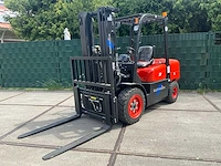 Easy-going - 3 ton - diesel - triple - vorkheftruck - 2025 - afbeelding 48 van  51