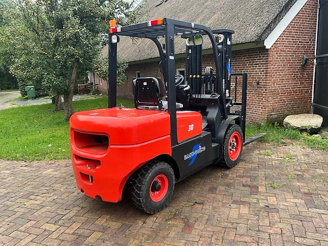 Easy-going - 3 ton - diesel - triple - vorkheftruck - 2025 - afbeelding 34 van  60