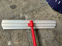 Easy-going - afwerkspaan - magnesium bull float - 2025 - afbeelding 6 van  6