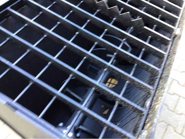 Easy-going - betonmenger - betonmixer voor schranklader / skidsteer - 2025 - afbeelding 10 van  32