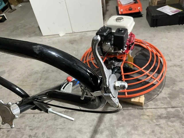 Easy-going - dmr100c - power trowel / vlindermachine - 2024 - afbeelding 4 van  51