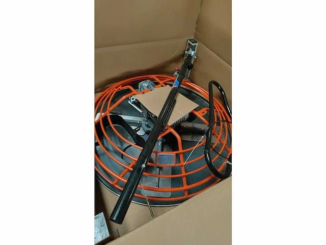 Easy-going - dmr100c - power trowel / vlindermachine - 2024 - afbeelding 46 van  51