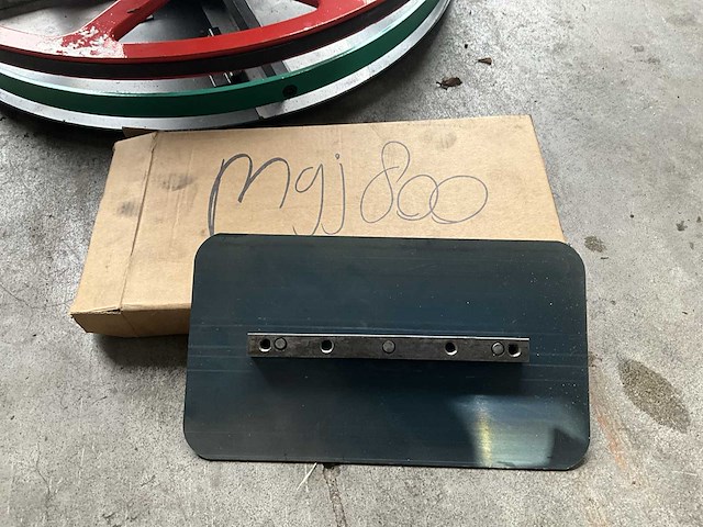 Easy-going - mangaanstaal / mgj800 - afwerkbladen vlinder- trowelmachine - 2025 (4x) - afbeelding 7 van  7