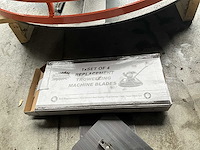 Easy-going - mangaanstaal / sk5 - afwerkbladen vlinder- trowelmachine - 2024 (4x) - afbeelding 3 van  9