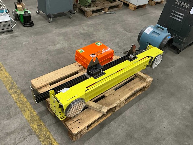 Easyinfra rollsign uitrolbaar verkeer actieraam - afbeelding 2 van  6