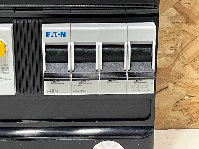 Eaton 01du2212010 groepenkast - afbeelding 4 van  9