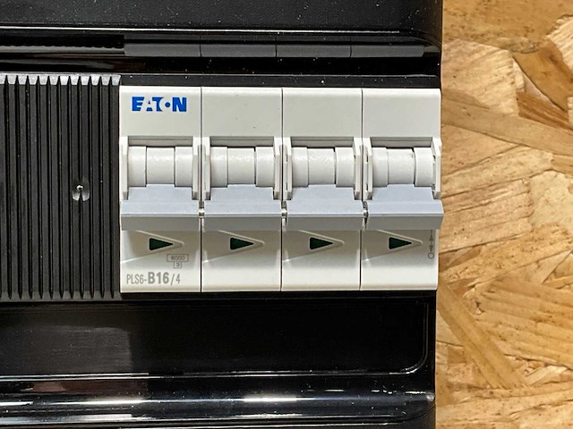 Eaton 01du2301079 groepenkast - afbeelding 7 van  9
