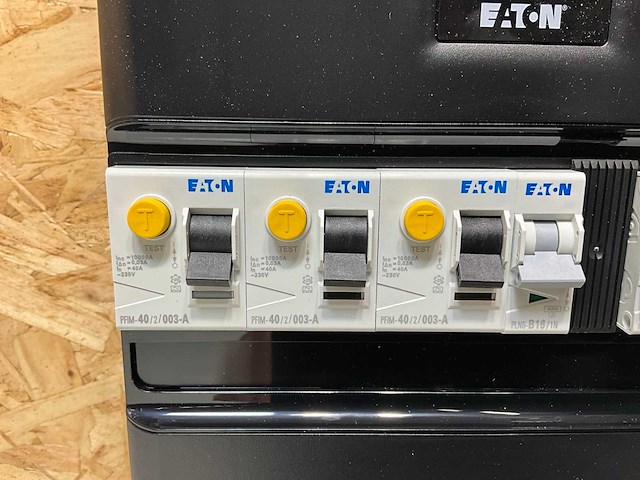 Eaton 01rs2109124 groepenkast - afbeelding 4 van  10