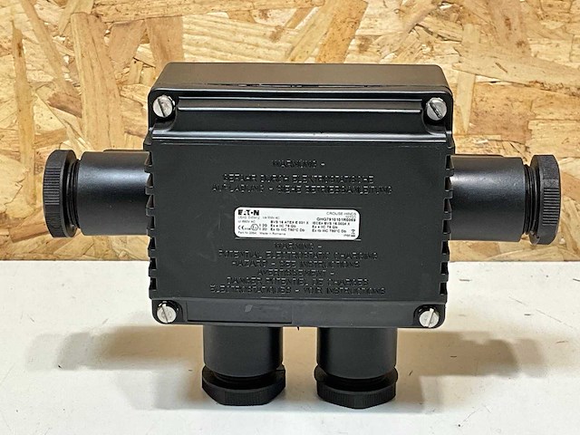 Eaton contactdoos 4xm25 (5x) - afbeelding 1 van  7