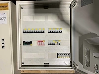 Eaton ewk05061 schakel-/groepenkast - afbeelding 2 van  6