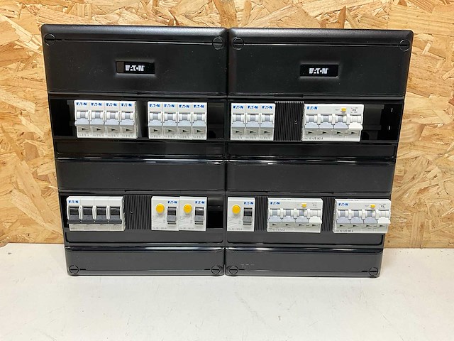 Eaton meterkast - afbeelding 1 van  12