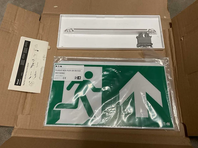 Eaton nexitech led panel 30 u-b noodverlichting pictogram (25x) - afbeelding 1 van  3
