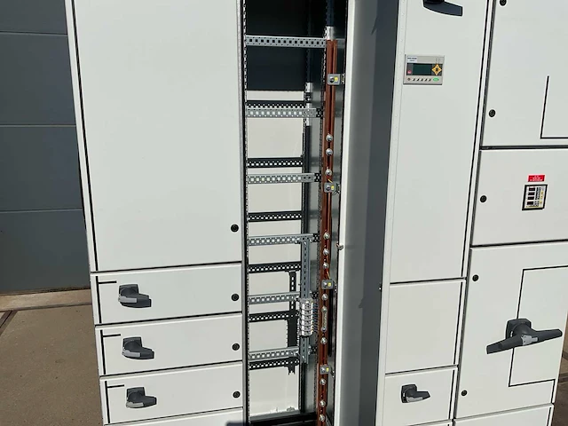 Eaton schakelkast verdeler - afbeelding 8 van  24
