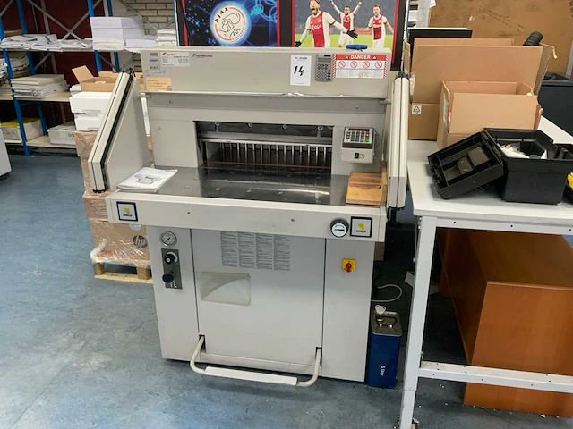 Eba 551-06 lt papiersnijmachine - afbeelding 1 van  7