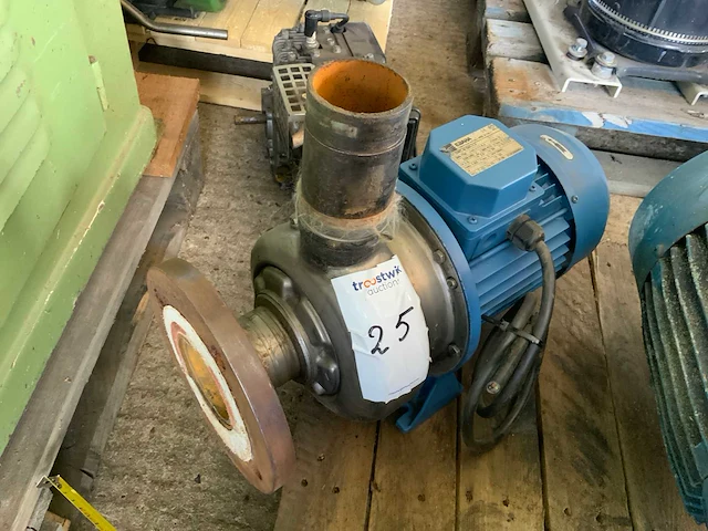 Ebara dwc-n 500/1,5 centrifugaalpomp - afbeelding 2 van  3