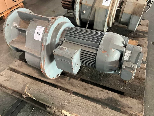 Eberhard bauer 683-20/dp4a84-381m reductormotor - afbeelding 1 van  5