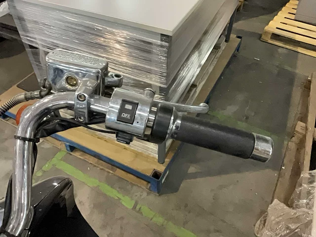 Ebretti scooter - afbeelding 7 van  9