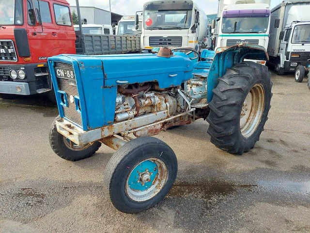 Ebro - 7007 a - oldtimer tractor - afbeelding 1 van  9