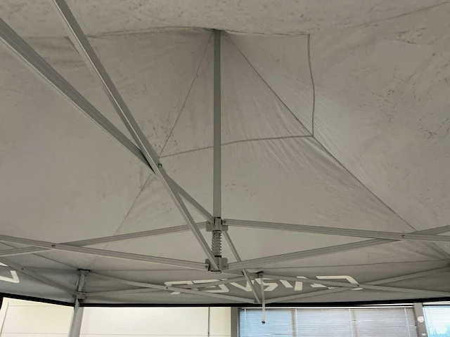 Ebs partytent - afbeelding 3 van  9