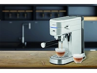 Ecg esp 20501 iron espressomaker watertank 1,25l roestvrijstaal zilver 20 bar - afbeelding 4 van  4