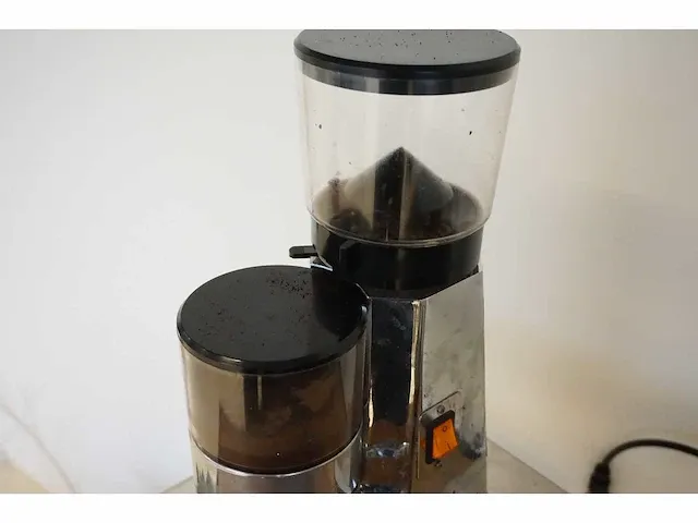 Ecm - koffiemolen met klopbak - afbeelding 4 van  7