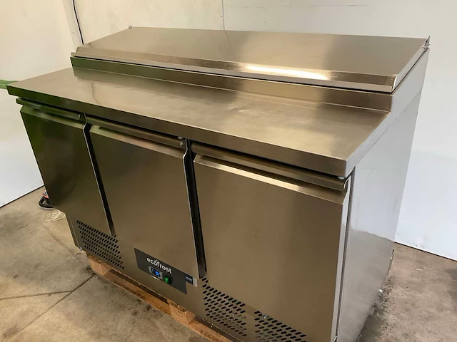 Ecofrost 4750.062 saladiere 3 deurs 7x1/3 gn pan - met gn inzet - afbeelding 10 van  12