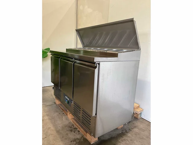 Ecofrost 4750.062 saladiere 3 deurs 7x1/3 gn pan - met gn inzet - afbeelding 2 van  12