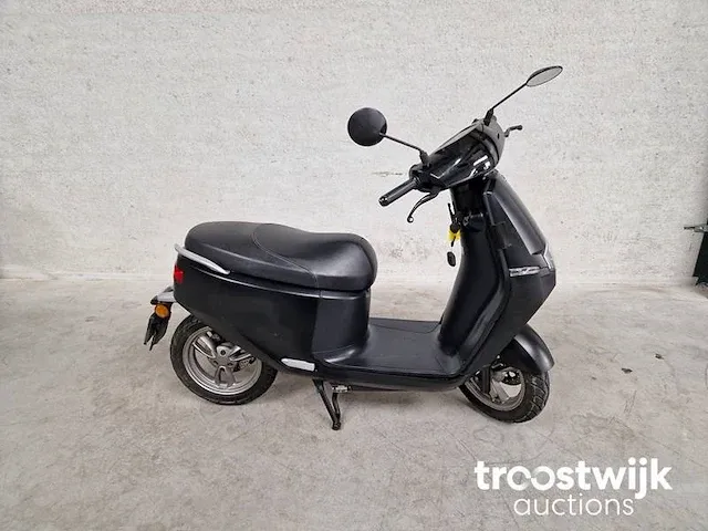 Ecooter elektrische bromscooter - afbeelding 1 van  8