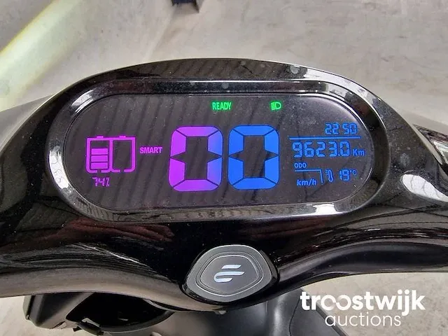 Ecooter elektrische bromscooter - afbeelding 7 van  8