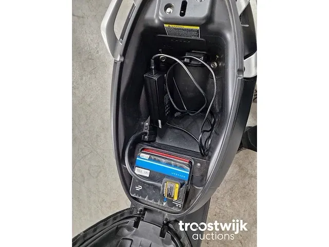 Ecooter elektrische bromscooter - afbeelding 8 van  8