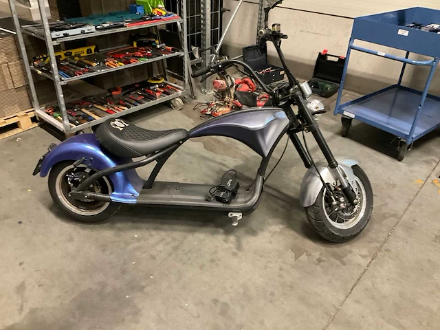 Ecruiser elektrische scooter - afbeelding 1 van  6