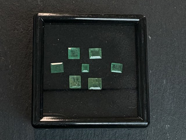 Edelsteen - 2.02 carat natuurlijke smaragd - afbeelding 1 van  2