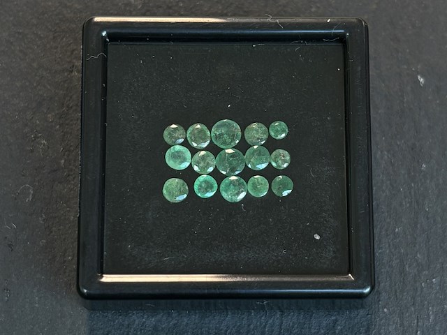 Edelsteen - 2.20 carat natuurlijke smaragd - afbeelding 1 van  3