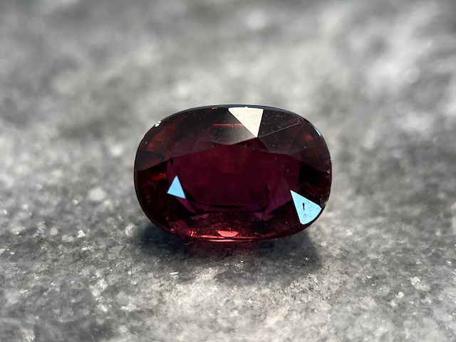 Edelsteen - 4.35 carat natuurlijke rubelliet - afbeelding 1 van  5