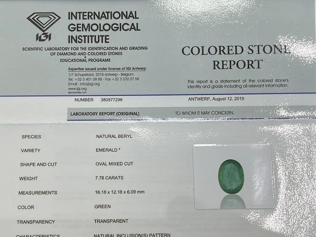 Edelsteen - 7.78 carat groene smaragd (gecertificeerd) - afbeelding 4 van  7