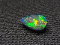 Edelsteen - black opal - 2.64 ct - afbeelding 4 van  5
