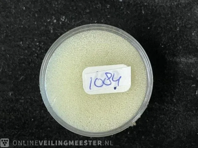 Edelsteen - paarse edelsteen - afbeelding 2 van  2