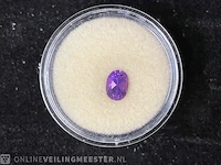Edelsteen - paarse edelsteen - afbeelding 1 van  2