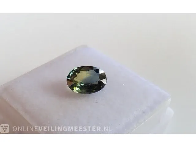 Edelsteen, 1.56 ct oval yellow-green-blue sapphire. - afbeelding 6 van  15