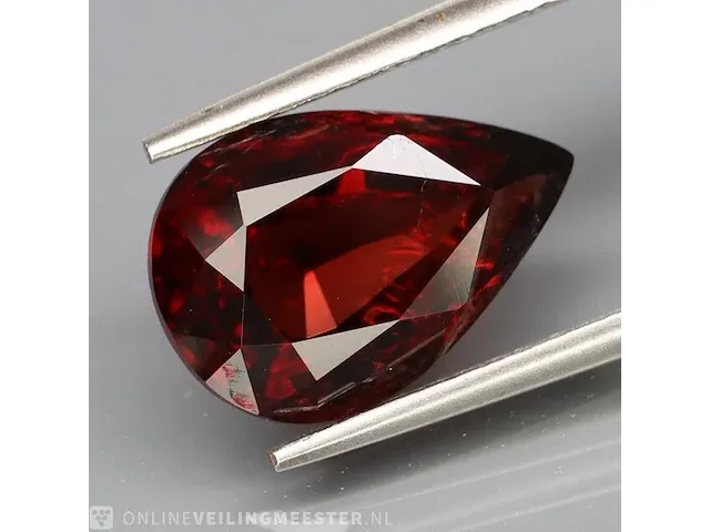 Edelsteen, 3.83 ct red spinel maesai,thailand - afbeelding 1 van  8