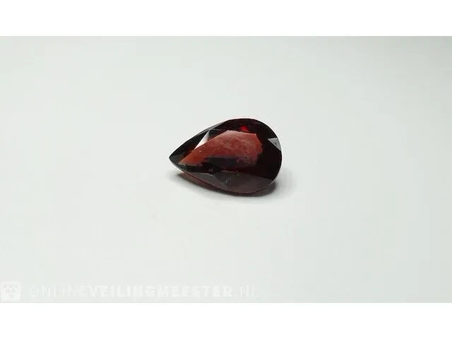 Edelsteen, 3.83 ct red spinel maesai,thailand - afbeelding 3 van  8