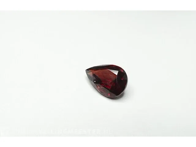 Edelsteen, 3.83 ct red spinel maesai,thailand - afbeelding 5 van  8