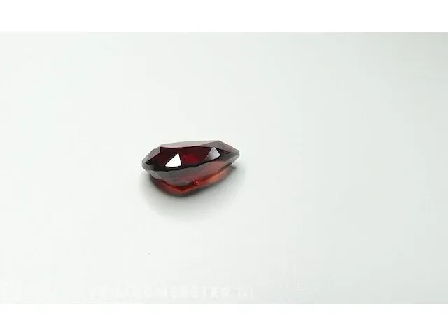 Edelsteen, 3.83 ct red spinel maesai,thailand - afbeelding 6 van  8